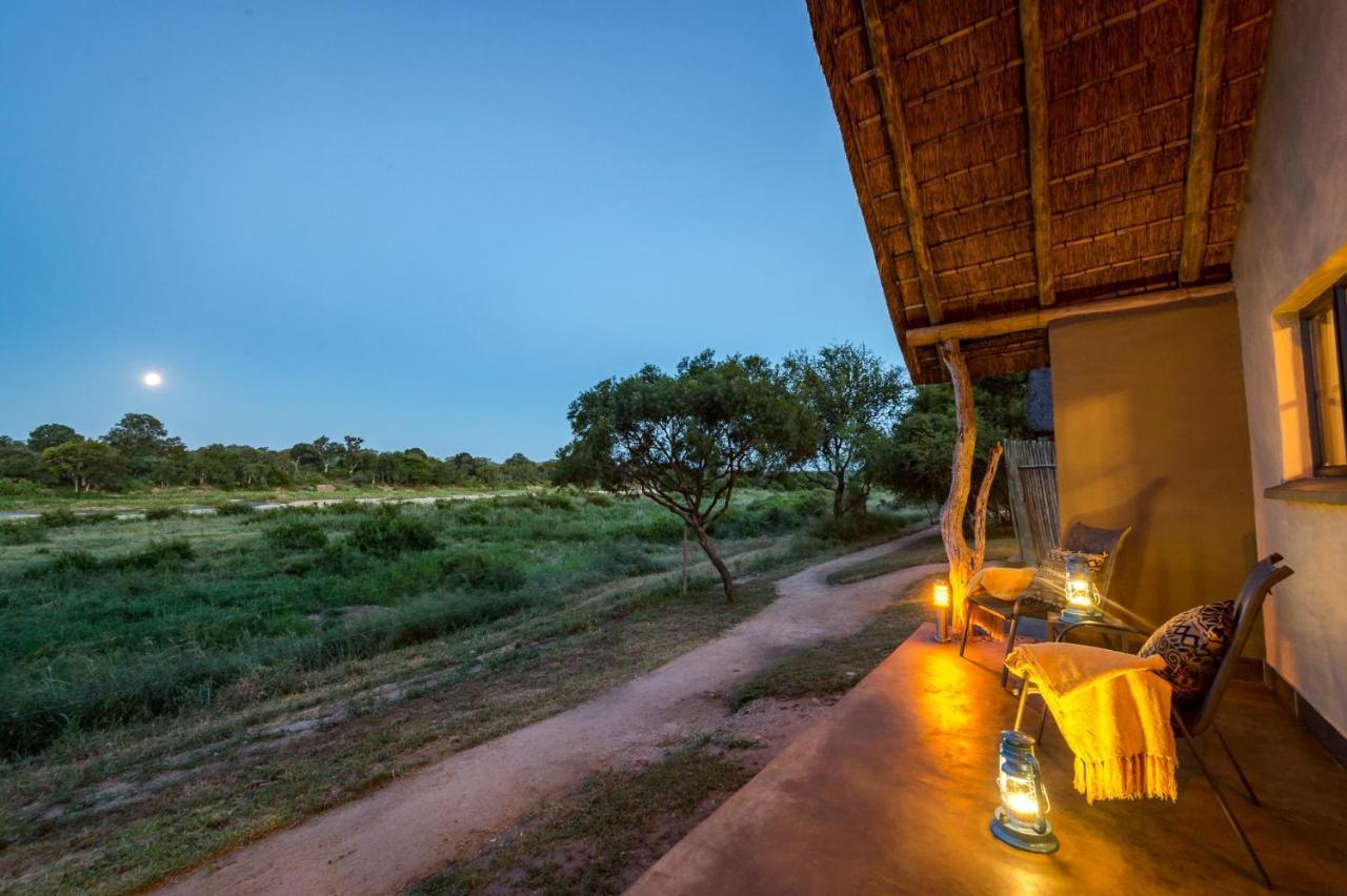 Umkumbe Safari Lodge Riverside 스쿠쿠자 외부 사진