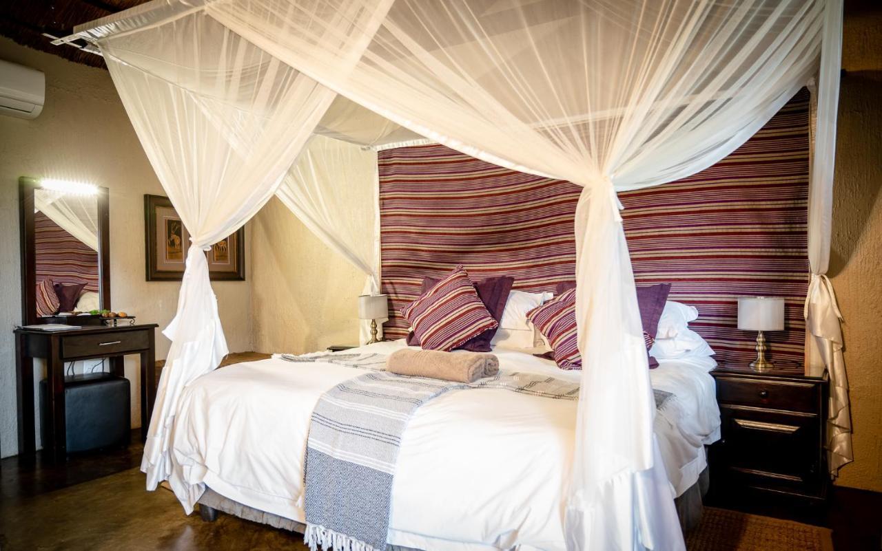 Umkumbe Safari Lodge Riverside 스쿠쿠자 외부 사진