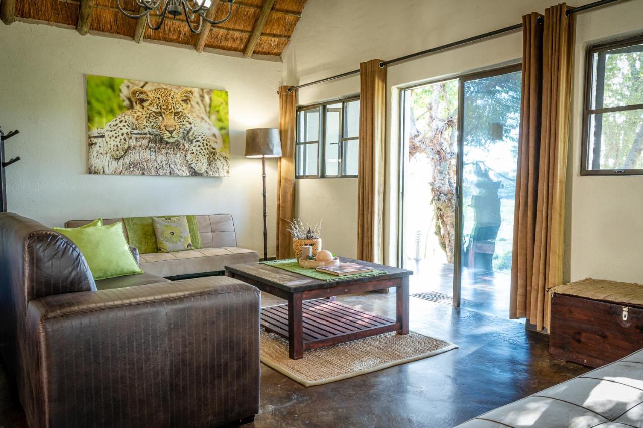 Umkumbe Safari Lodge Riverside 스쿠쿠자 외부 사진