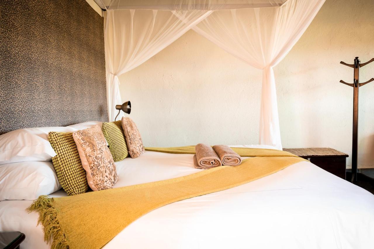 Umkumbe Safari Lodge Riverside 스쿠쿠자 외부 사진